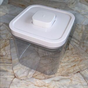 Oxo White and Clear Food Storage Container